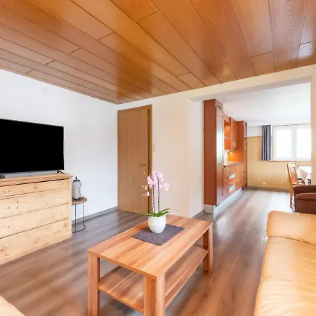 In Am Skilift * Sankt Gallenkirch